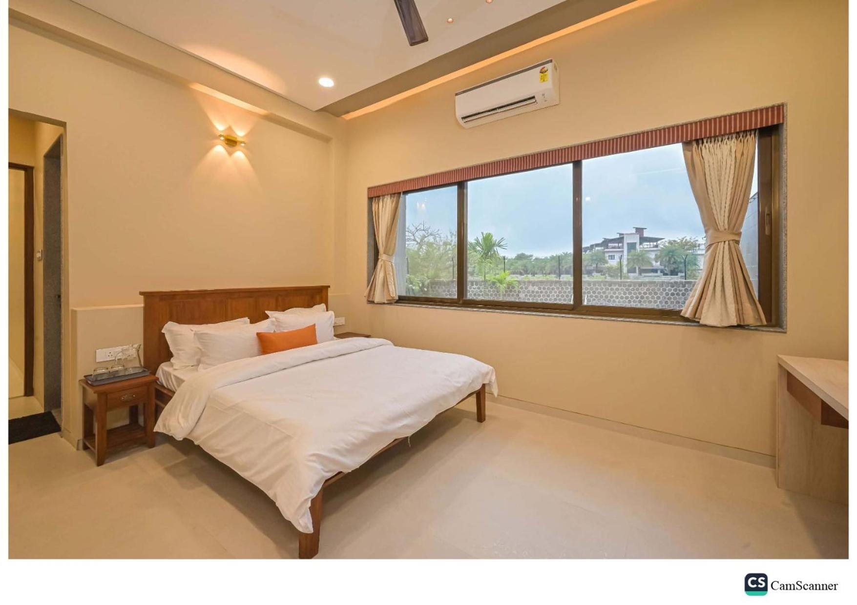 Radha Krishna 5Bhk Villa Lonavala Eksteriør billede